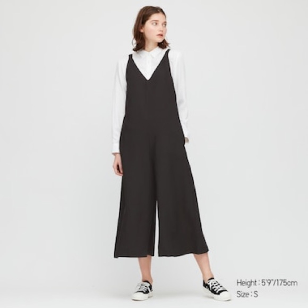 Uniqlo Linen Jumpsuit NWT!